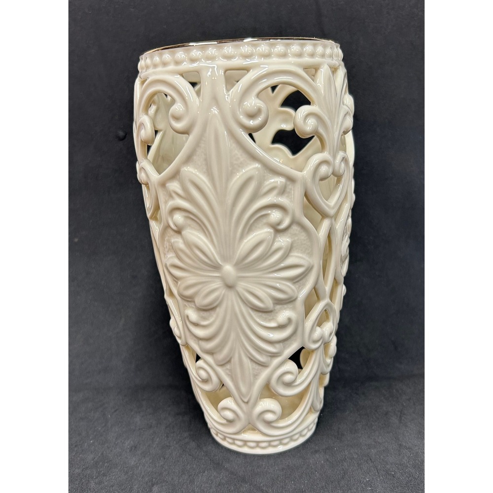 Lenox‎ Classic Scroll Pierced Vase Ivory Fine China Gold Trim 8.25 inch 6125751